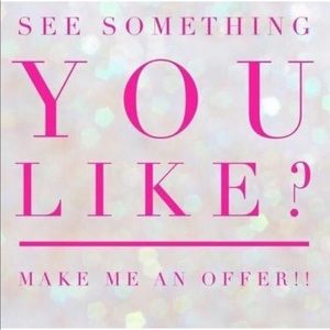 Place item in Bundle and make offer ….👛